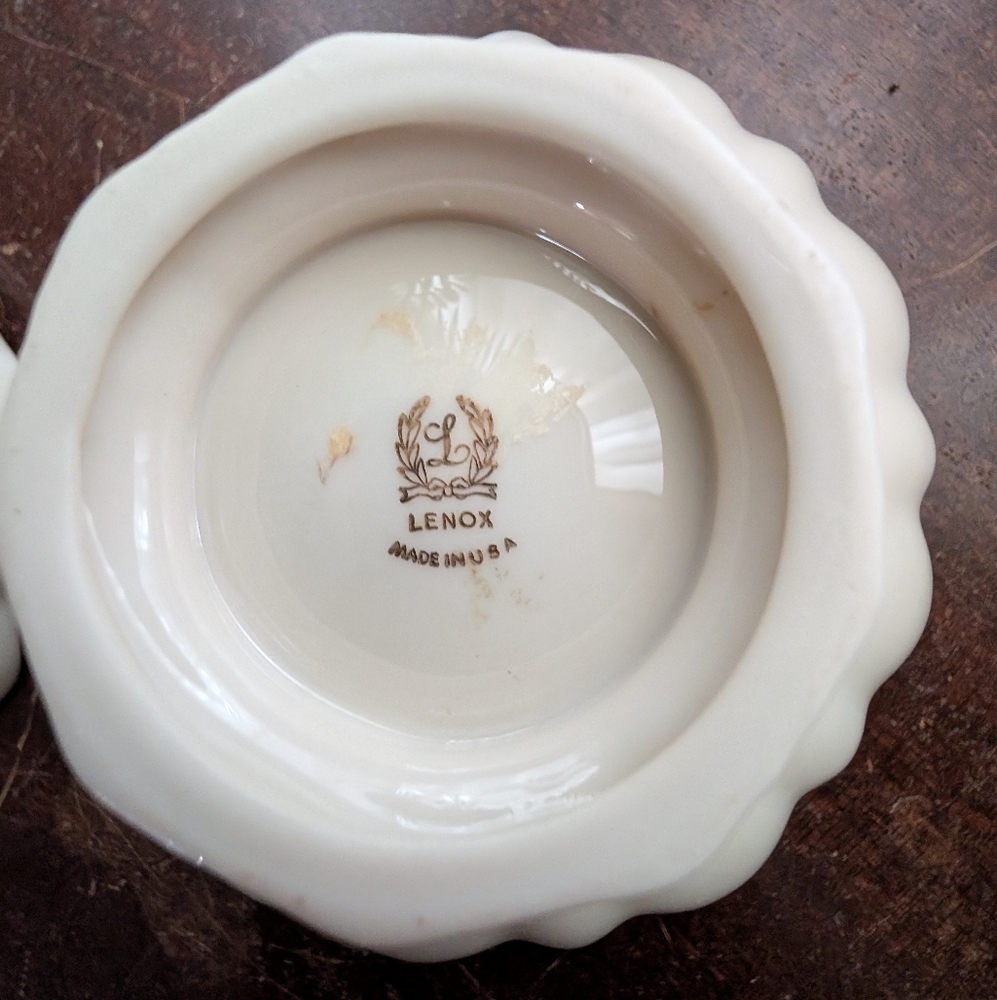Pair Of Lenox Bon Bon Bowls - Picture 5 of 6